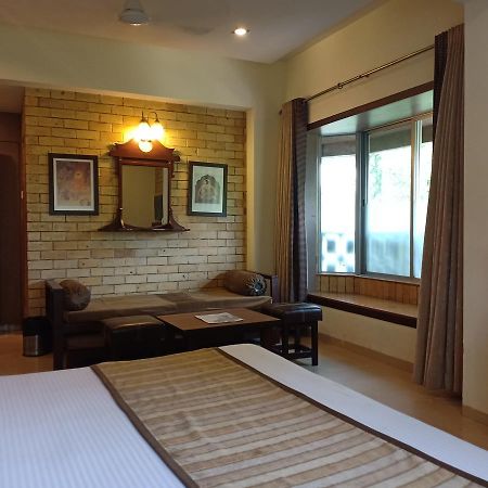 Hotel Chandralok Lonavala Eksteriør bilde
