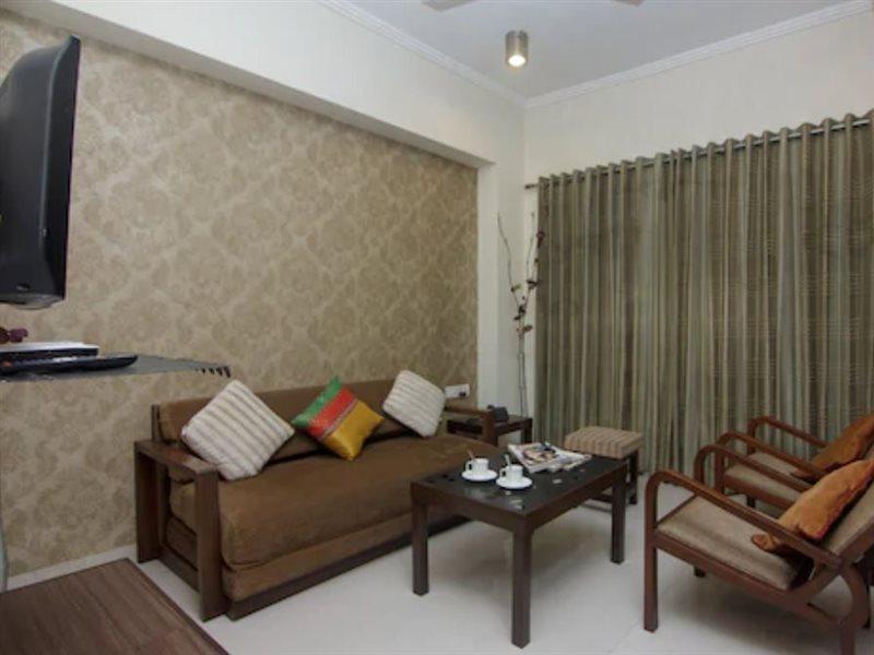 Hotel Chandralok Lonavala Eksteriør bilde