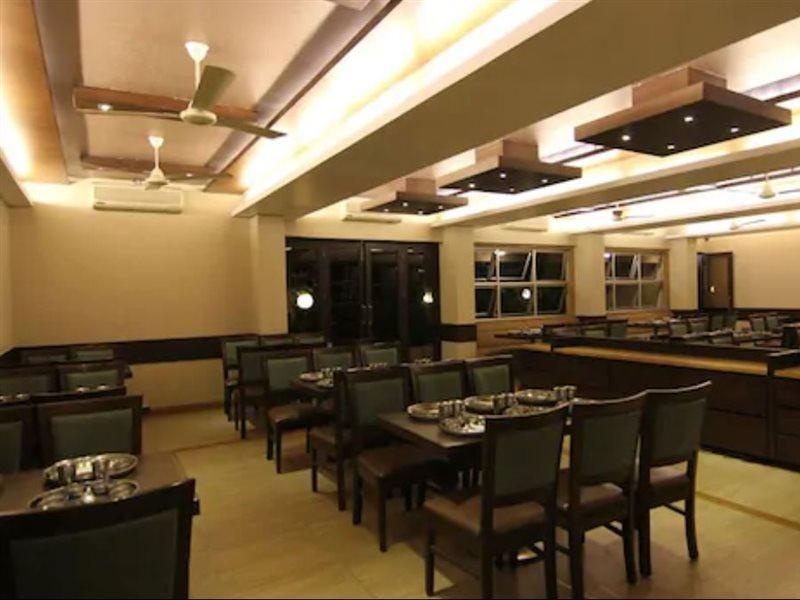 Hotel Chandralok Lonavala Eksteriør bilde