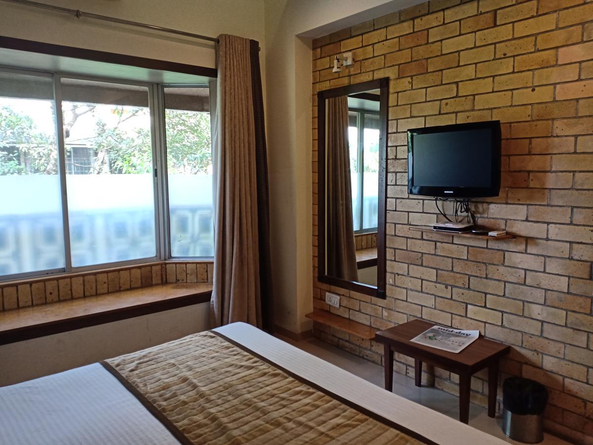 Hotel Chandralok Lonavala Eksteriør bilde