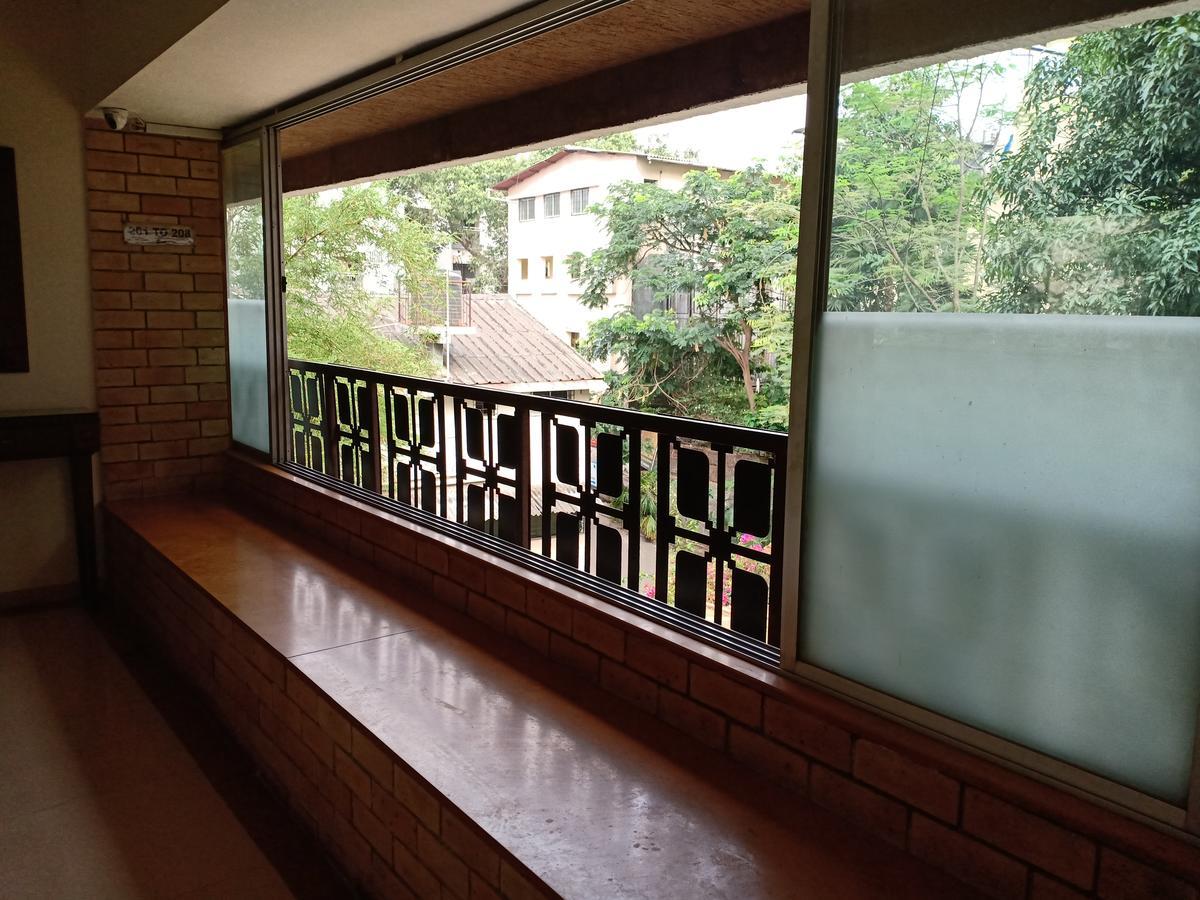 Hotel Chandralok Lonavala Eksteriør bilde