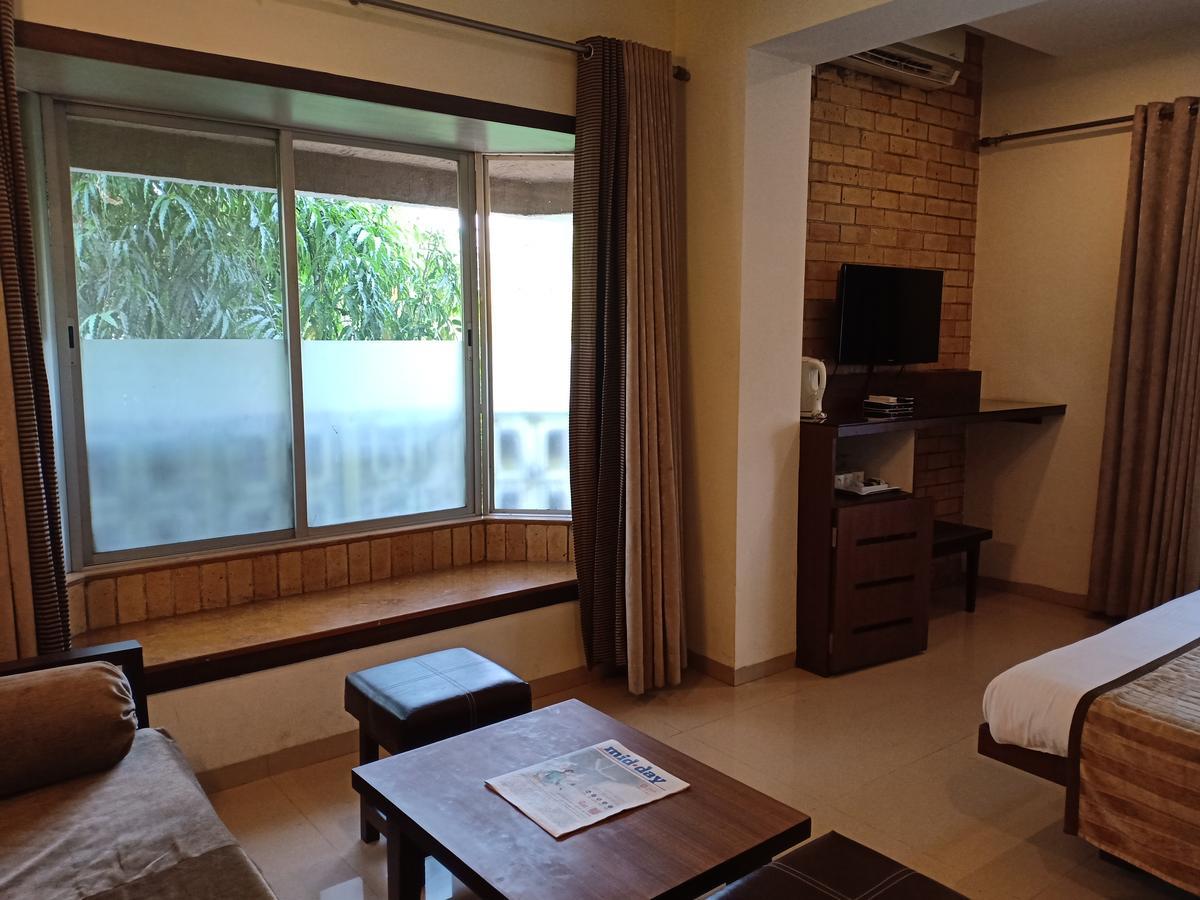 Hotel Chandralok Lonavala Eksteriør bilde