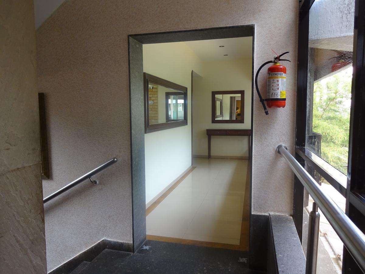 Hotel Chandralok Lonavala Eksteriør bilde